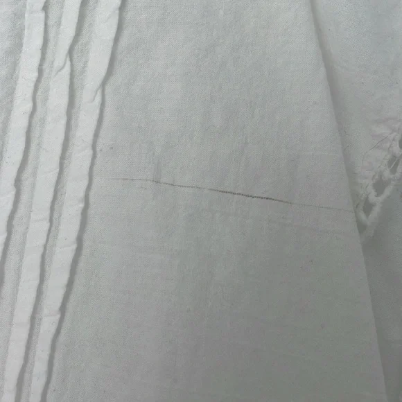 Joie, White, eyelet top.  Size S. - Picture 4 of 4